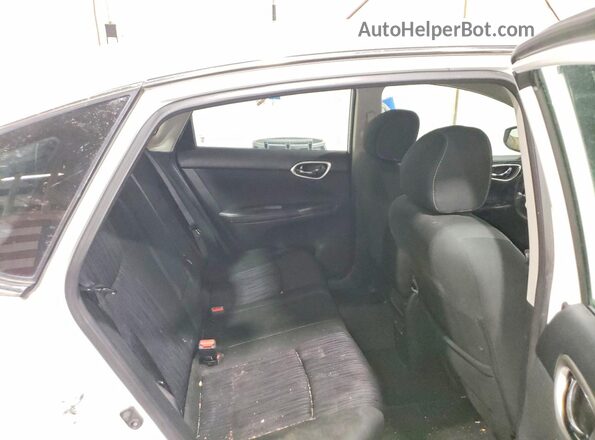 3N1AB7AP2KY359669 2019 NISSAN SENTRA White უკანა სავარძლების ხედი