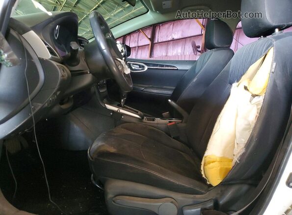 3N1AB7AP3GL672377 2016 NISSAN SENTRA Белый Вид салона спереди
