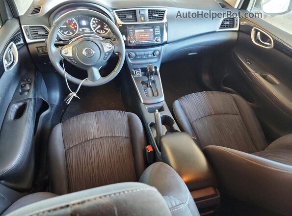 3N1AB7AP3HL655032 2017 NISSAN SENTRA White Dashboard view
