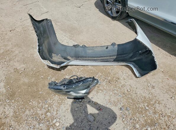 3N1AB7AP3HY256060 2017 NISSAN SENTRA Two Tone Engine compartment view