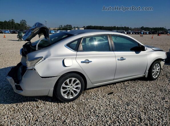 3N1AB7AP3JL662777 2018 NISSAN SENTRA Серебряный Задняя правая четверть