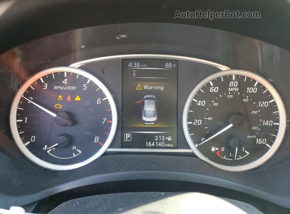 3N1AB7AP3JL662777 2018 NISSAN SENTRA Серебряный Вид щитка приборов