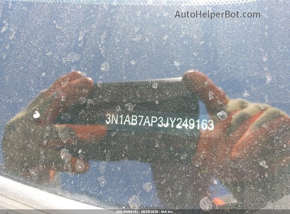 3N1AB7AP3JY249163 2018 NISSAN SENTRA Blue Widok komory silnika