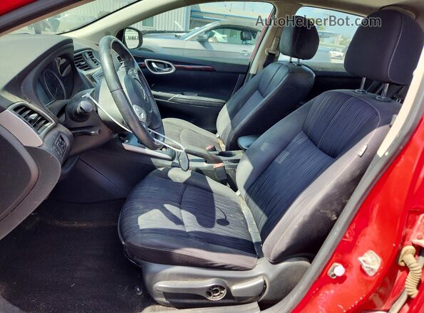 3N1AB7AP3JY259062 2018 NISSAN SENTRA Red Front interior view