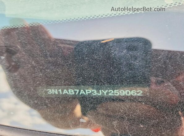 3N1AB7AP3JY259062 2018 NISSAN SENTRA Red Engine compartment view