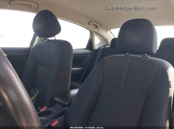 3N1AB7AP3JY346637 2018 NISSAN SENTRA Black Rear interior view