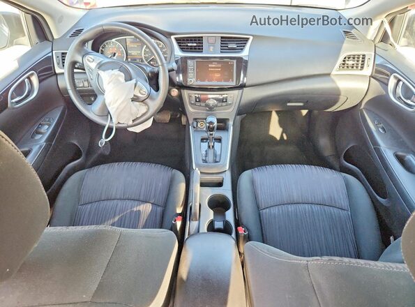3N1AB7AP3KL616156 2019 NISSAN SENTRA Gray Widok deski rozdzielczej