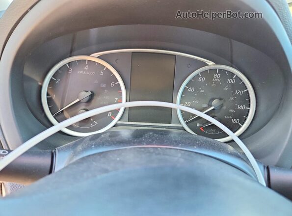 3N1AB7AP3KY225138 2019 NISSAN SENTRA Silver Vista del cuadro de instrumentos