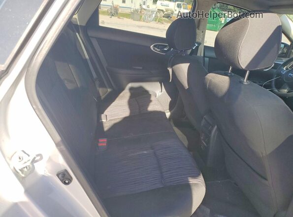 3N1AB7AP3KY292032 2019 NISSAN SENTRA Silver Rear seats view