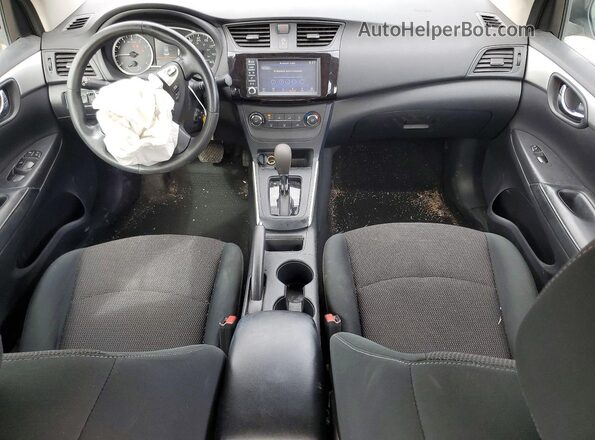 3N1AB7AP3KY351743 2019 NISSAN SENTRA Silver Vista del salpicadero