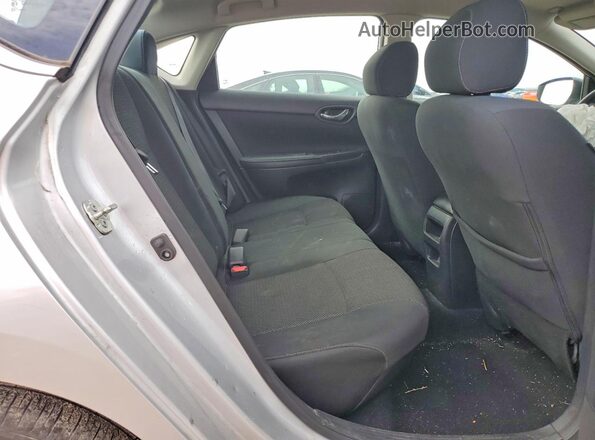 3N1AB7AP3KY351743 2019 NISSAN SENTRA Silver Vista de los asientos traseros
