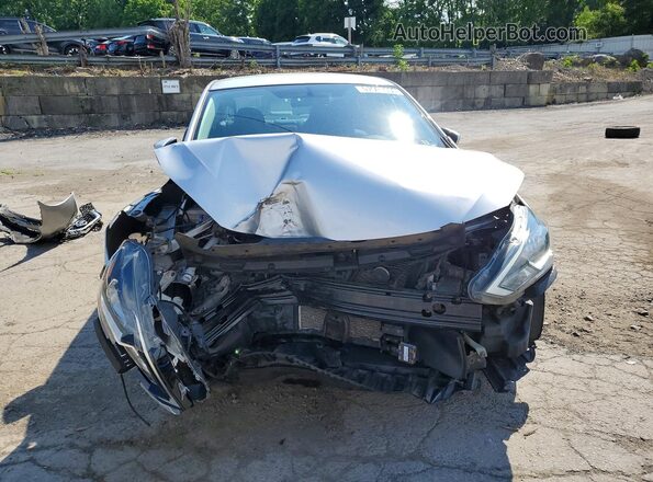 3N1AB7AP3KY378506 2019 NISSAN SENTRA Серебряный Вид спереди