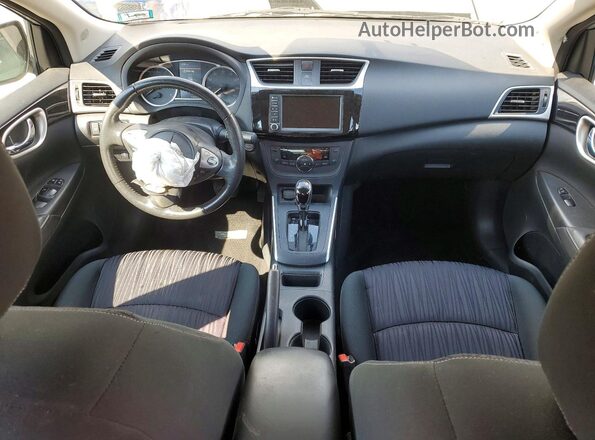 3N1AB7AP3KY378506 2019 NISSAN SENTRA Серебряный Вид панели приборов