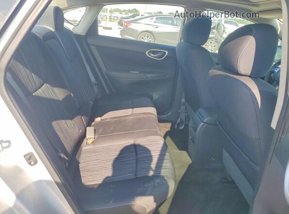 3N1AB7AP4HY252020 2017 NISSAN SENTRA Silver Вид задніх сидінь
