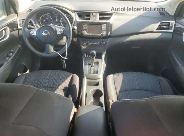 3N1AB7AP4HY252020 2017 NISSAN SENTRA Silver Вид панелі приладів