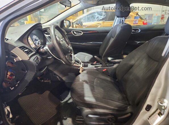 3N1AB7AP4HY347127 2017 NISSAN SENTRA Silver Widok wnętrza z przodu