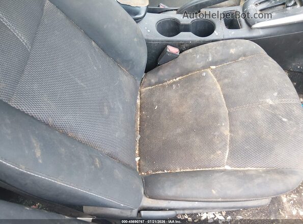 3N1AB7AP4JY227446 2018 NISSAN SENTRA Серебряный Вид салона спереди