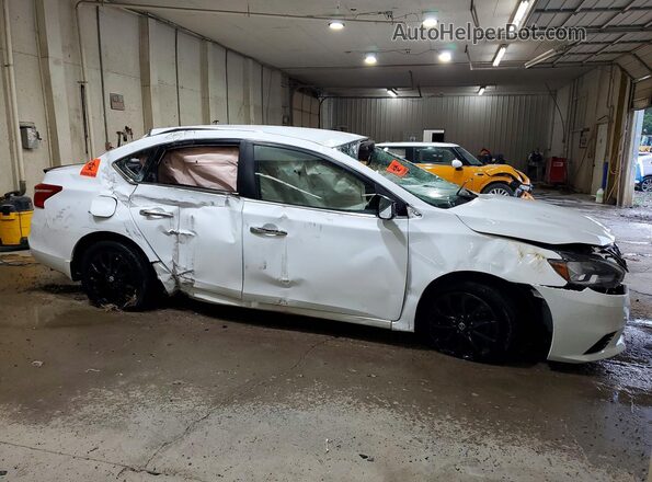 3N1AB7AP4JY230802 2018 NISSAN SENTRA Белый Передняя правая четверть