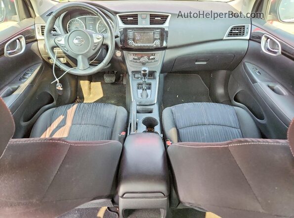 3N1AB7AP4JY262472 2018 NISSAN SENTRA Red Widok deski rozdzielczej