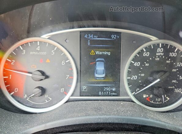 3N1AB7AP4JY262472 2018 NISSAN SENTRA Red Widok zestawu wskaźników