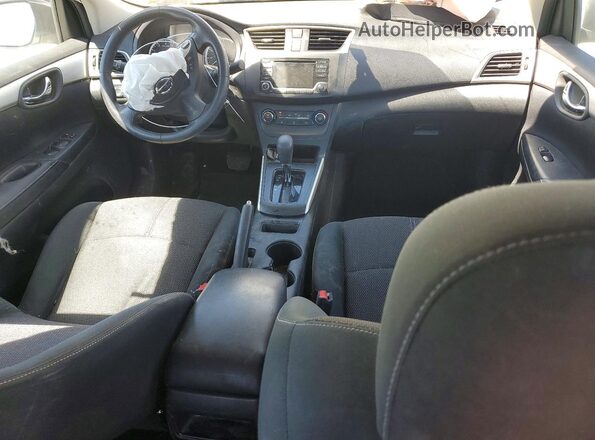 3N1AB7AP4JY311380 2018 NISSAN SENTRA Белый Вид панели приборов