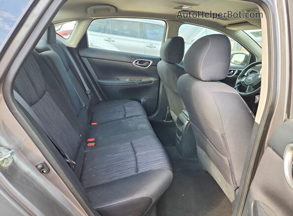 3N1AB7AP4JY312027 2018 NISSAN SENTRA Gray Vista de los asientos traseros
