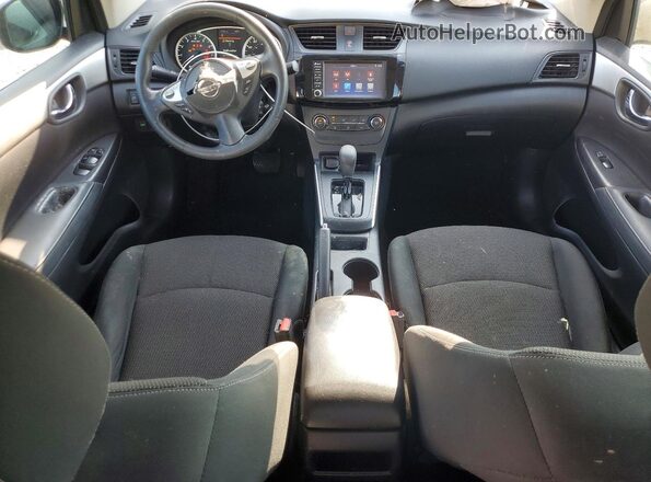 3N1AB7AP4KY202080 2019 NISSAN SENTRA Черный Вид панели приборов