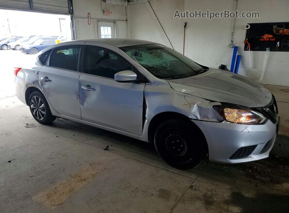 3N1AB7AP4KY205870 2019 NISSAN SENTRA Серебряный Передняя правая четверть