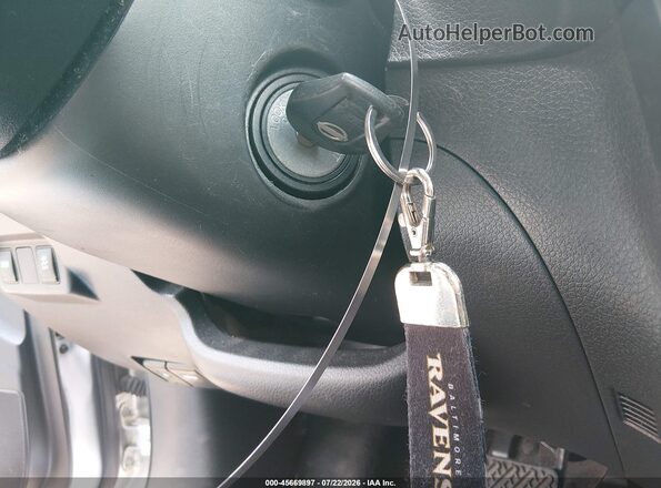 3N1AB7AP4KY240439 2019 NISSAN SENTRA Silver Dashboard view