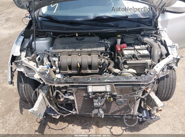 3N1AB7AP4KY240439 2019 NISSAN SENTRA Silver Rear view