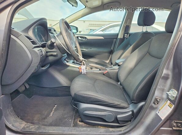3N1AB7AP4KY278835 2019 NISSAN SENTRA Gray Front interior view