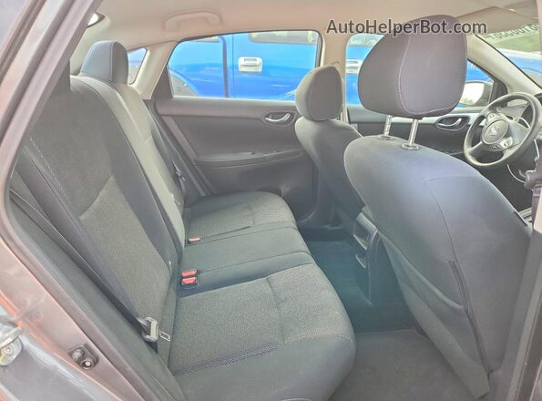 3N1AB7AP4KY278835 2019 NISSAN SENTRA Gray Rear seats view