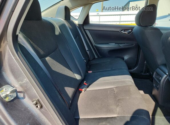 3N1AB7AP4KY327256 2019 NISSAN SENTRA Gray Widok tylnych siedzeń