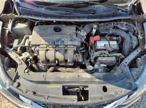 3N1AB7AP4KY327256 2019 NISSAN SENTRA Gray Widok wnętrza z tyłu