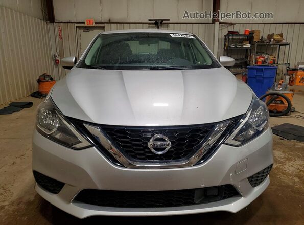 3N1AB7AP4KY411030 2019 NISSAN SENTRA Silver Widok z przodu