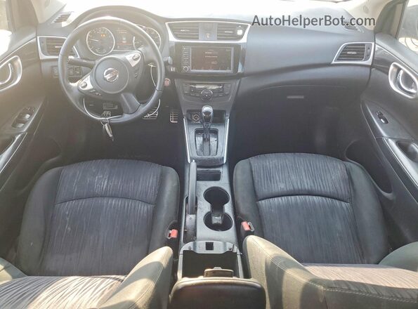 3N1AB7AP4KY444383 2019 NISSAN SENTRA Gray Vista del salpicadero