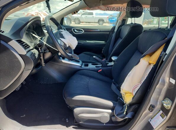 3N1AB7AP4KY457909 2019 NISSAN SENTRA Gray Front interior view