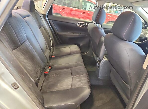 3N1AB7AP5HY238191 2017 NISSAN SENTRA Silver Հետևի նստատեղերի տեսք