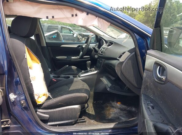 3N1AB7AP5HY303301 2017 NISSAN SENTRA Dark Blue Вид салона спереди