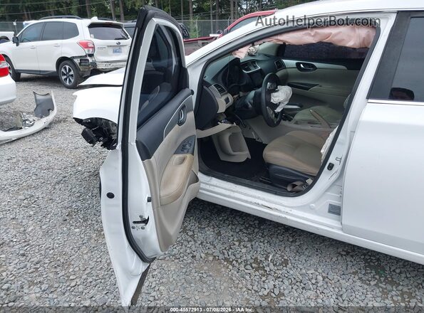 3N1AB7AP5HY329302 2017 NISSAN SENTRA Белый Вид салона спереди