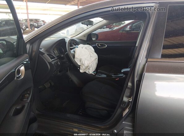 3N1AB7AP5HY394179 2017 NISSAN SENTRA Gray Front interior view