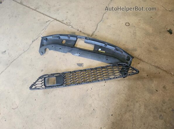 3N1AB7AP5JY228668 2018 NISSAN SENTRA Черный Вид подкапотного пространства