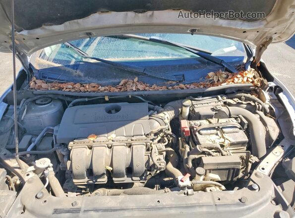 3N1AB7AP5JY245681 2018 NISSAN SENTRA Серебряный Вид задней части салона