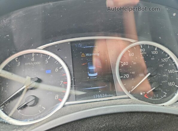 3N1AB7AP5JY268152 2018 NISSAN SENTRA Black Instrument cluster view