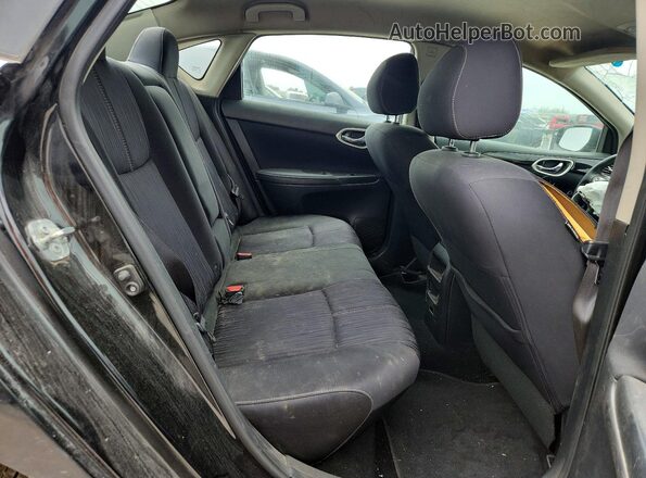 3N1AB7AP5JY268152 2018 NISSAN SENTRA Black Rear seats view