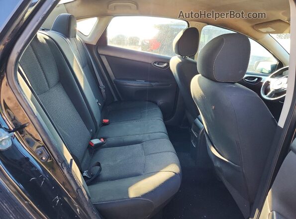 3N1AB7AP5JY286733 2018 NISSAN SENTRA Black Rear seats view