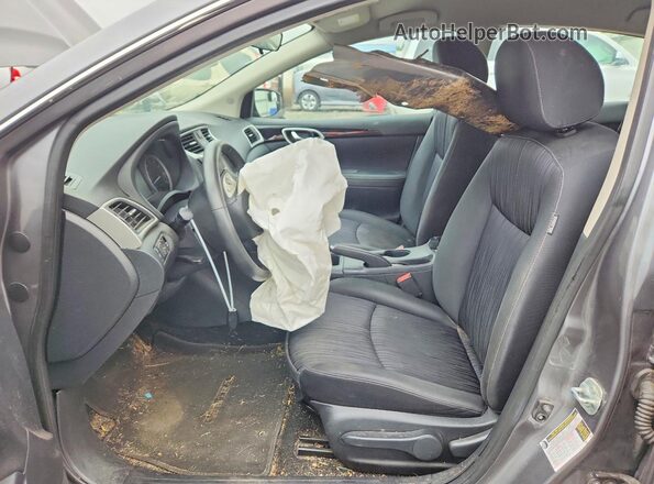 3N1AB7AP5JY298025 2018 NISSAN SENTRA Gray Widok wnętrza z przodu