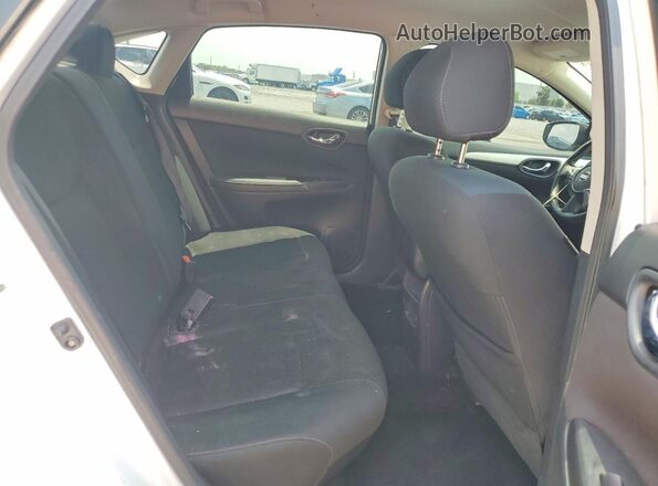 3N1AB7AP5KY263616 2019 NISSAN SENTRA White Widok tylnych siedzeń