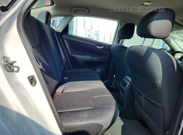 3N1AB7AP6GY292422 2016 NISSAN SENTRA Белый Вид задних сидений