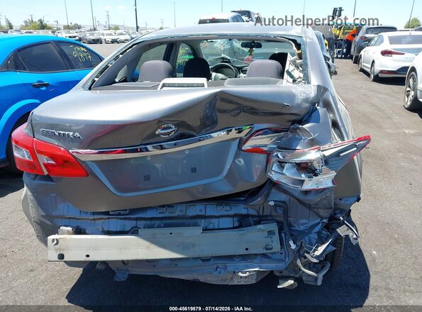 3N1AB7AP6HY228009 2017 NISSAN SENTRA Gray Widok z przodu